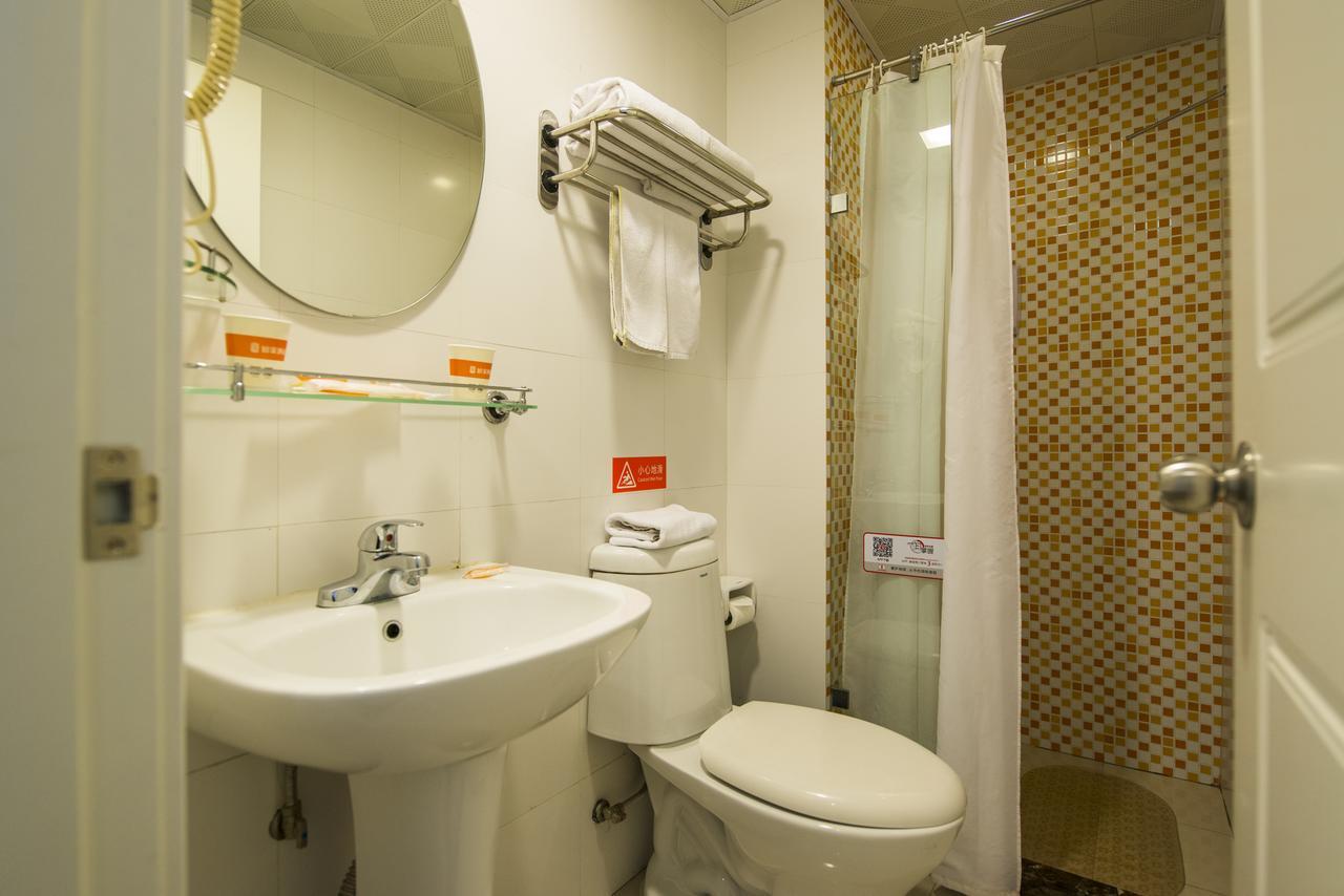 Home Inn Shanghai Century Park Εξωτερικό φωτογραφία