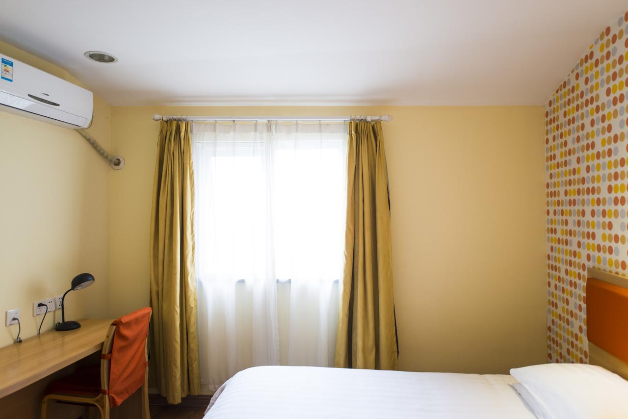 Home Inn Shanghai Century Park Εξωτερικό φωτογραφία