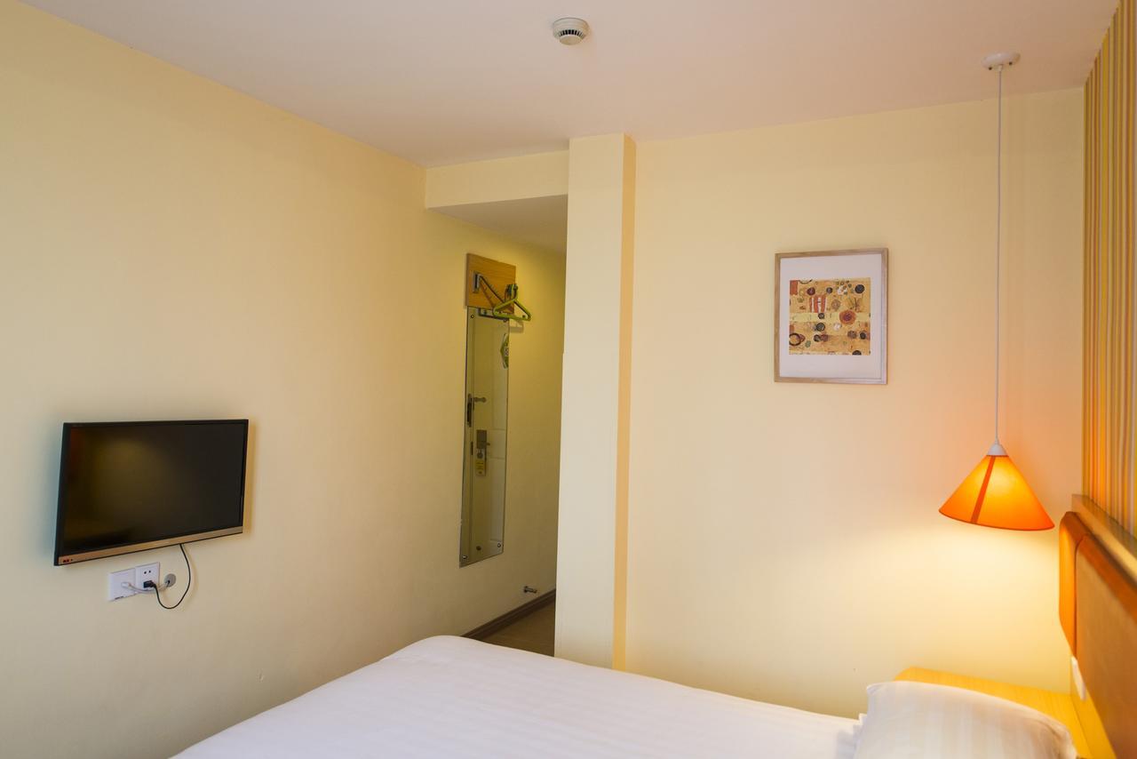 Home Inn Shanghai Century Park Εξωτερικό φωτογραφία