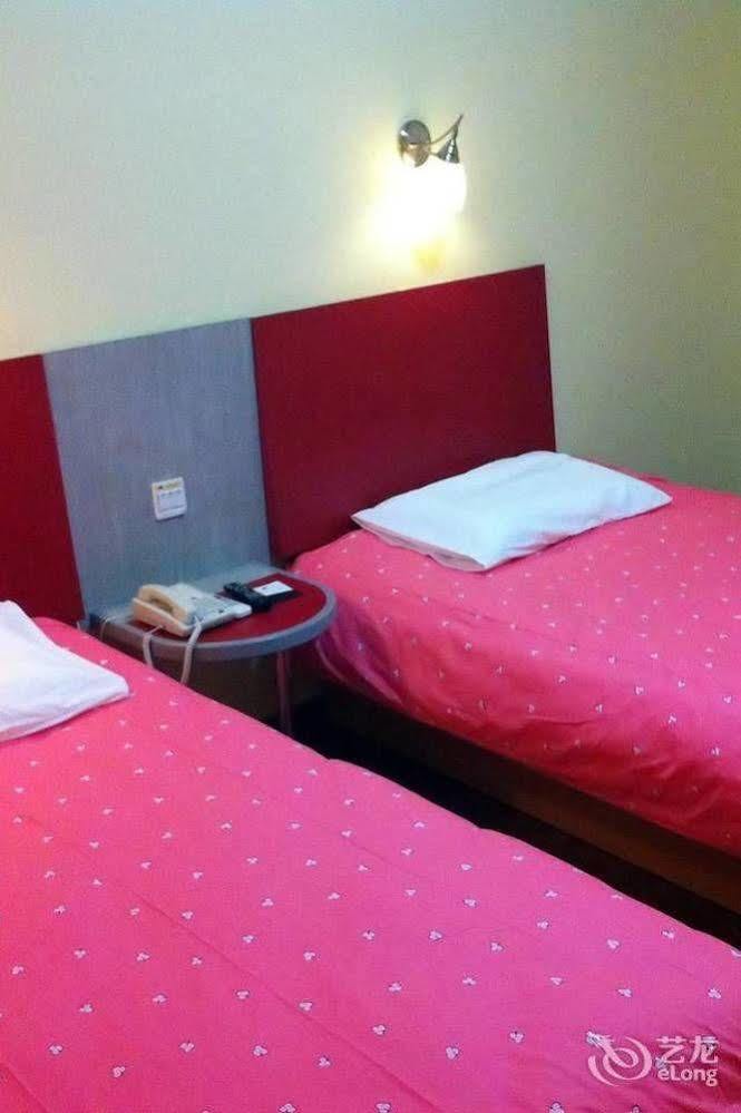 Home Inn Shanghai Century Park Εξωτερικό φωτογραφία