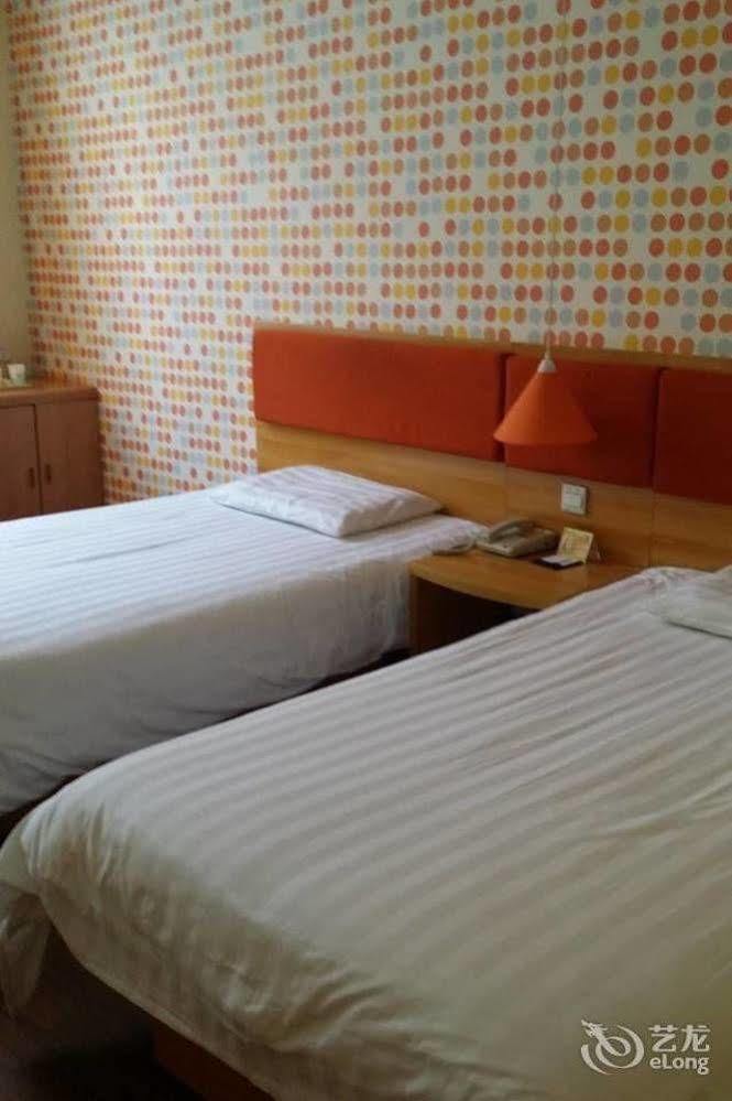 Home Inn Shanghai Century Park Εξωτερικό φωτογραφία